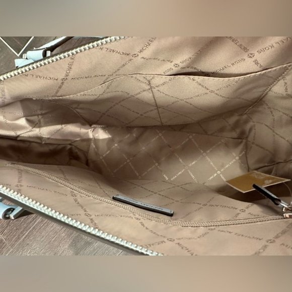 NWT Michael Kors Charlotte Large Zip Shoulder Tote Saffiano Leather Vista Blue - Picture 9 of 11